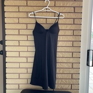 Uniqlo, Mame Kurogouchi: AIRism plunging bra slip dress